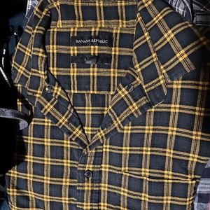 BR slim fit untucked shirt